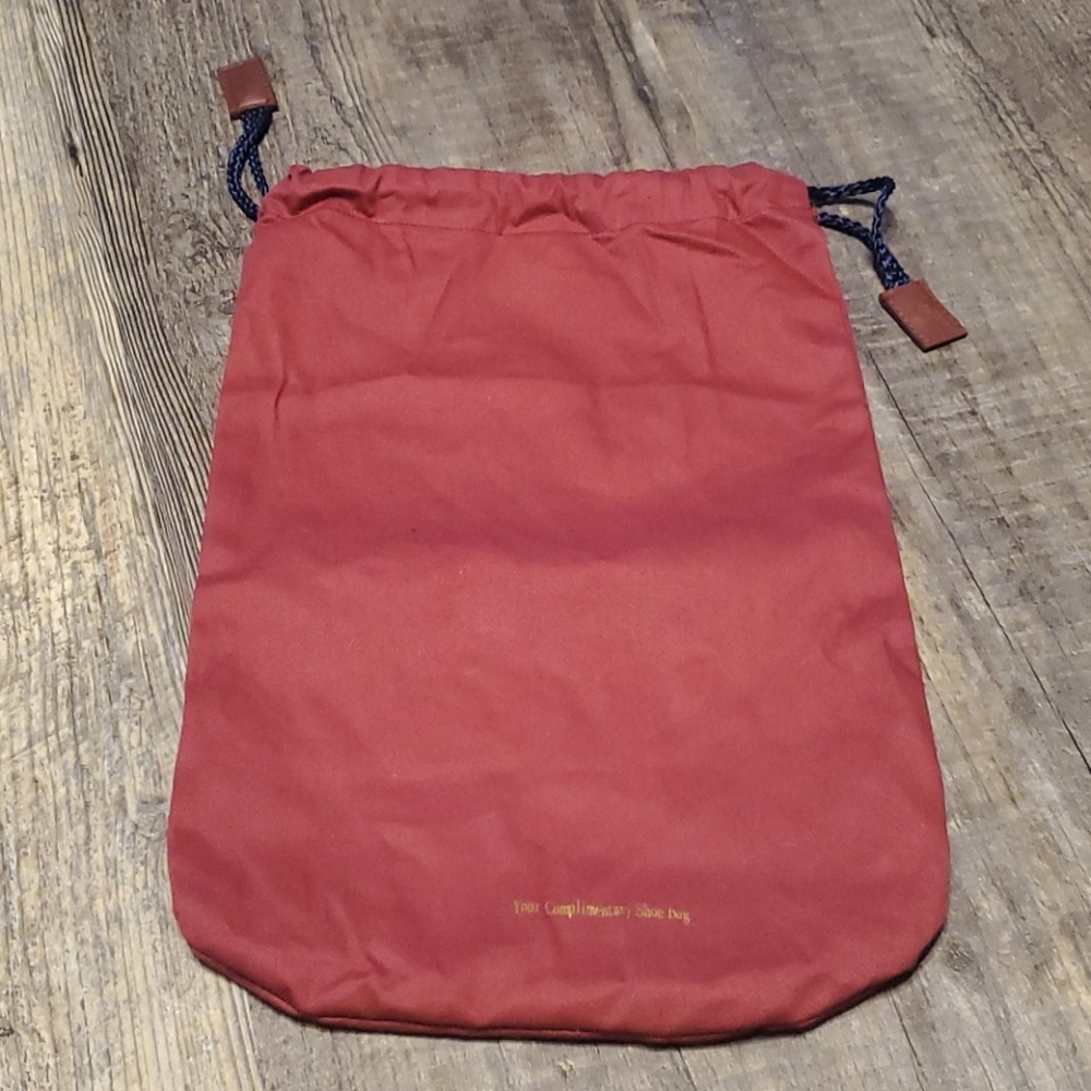 SAS shoes dust bag red